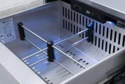 BULL Premium Outdoor Schubladen-Kühlschrank Mit LED Kontrollpanel, IPX4 Spritzwassergeschützt -Natur Erlebnis 22280 BULL Premium Kuehlschrank LED Bele 7 1613487089