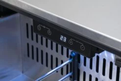 BULL Premium Outdoor Schubladen-Kühlschrank Mit LED Kontrollpanel, IPX4 Spritzwassergeschützt -Natur Erlebnis 22280 BULL Schubladen Kuehlschrank LED P 6 1613487088