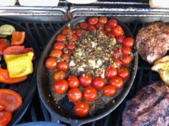 Napoleon Gusseisenpfanne Mit Untersetzer -Natur Erlebnis Gusspfanne mit Schafskaese