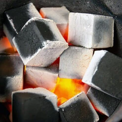 McBrikett KOKOKO CUBES 8 Kg 5 McBrikett KOKOKO CUBES 8 Kg -Natur Erlebnis McBrikett Kokoko Cubes 8kg Anwendung