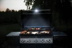 Napoleon LED Grilllicht / Grifflicht -Natur Erlebnis Napoleon LED Grifflicht am Gasgrill
