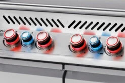 Napoleon Prestige Pro 500-3 Edelstahl Gasgrill Inkl. Drehspieß - Modell 2023 - SMART Deal Inkl. Grillfürst Grill Control -Natur Erlebnis Napoleon Prestige Pro 500 safety glow Drehknopfbeleuchtung