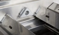 Napoleon Prestige Pro 825-3 Edelstahl Gasgrill Inkl. Drehspieß Und Bodenbeleuchtung - Modell 2023 - SMART Deal Inkl. Grillfürst Grill Control Mit Companion Device Und Einstichthermometer 31 Napoleon Prestige Pro 825-3 Edelstahl Gasgrill Inkl. Drehspieß Und Bodenbeleuchtung - Modell 2023 - SMART Deal Inkl. Grillfürst Grill Control Mit Companion Device Und Einstichthermometer -Natur Erlebnis Napoleon Prestige Pro SearPlates Brennerabdeckung 02