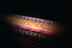 Napoleon Rogue SE 525 Gasgrill - All-black - Grillfürst Edition Inkl. Abdeckhaube - SMART Deal Inkl. Grillfürst Grill Control - Modell 2022 -Natur Erlebnis Napoleon Rogue SE Backburner Heckbrenner glow