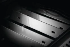 Napoleon Rogue SE 525 Gasgrill - All-black - Grillfürst Edition Inkl. Abdeckhaube - SMART Deal Inkl. Grillfürst Grill Control - Modell 2022 -Natur Erlebnis napoleon rogue gasgrill brennerabdeackungen sear plates